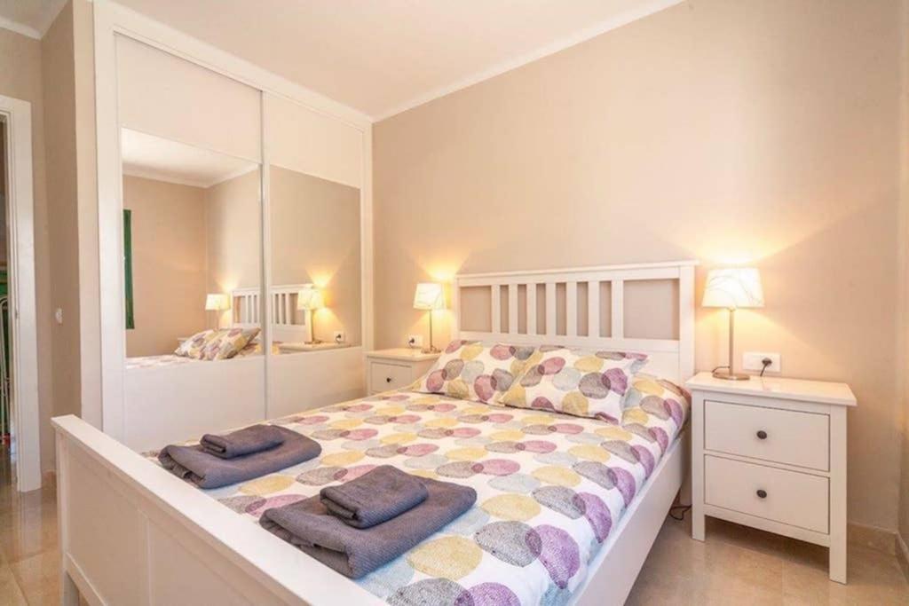 Bandama 14! 2 Bedroom Newly Renovated Bungalow, Los Pocillos, Puerto Del Carmen. プエルト・デル・カルメン エクステリア 写真